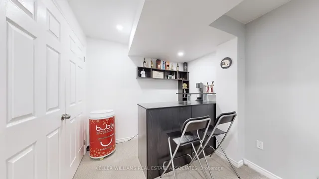 Additional image 23 of 721 Shortreed Cres