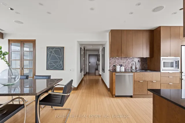 Additional image 5 of 1 King St Unit #4307