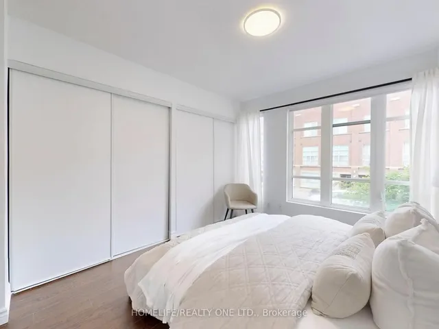 Additional image 12 of 21 Ruttan St Unit TH132