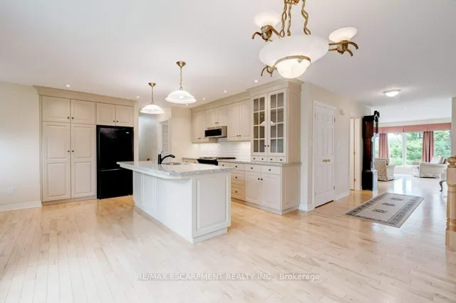 Additional image 9 of 2272 Troy Rd