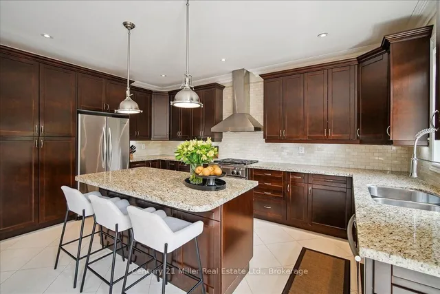 Additional image 10 of 2394 Robmar Dr