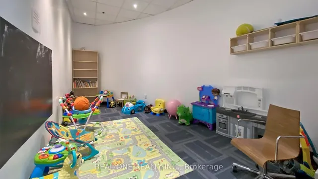 Additional image 29 of 5 Mariner Terr Unit 307