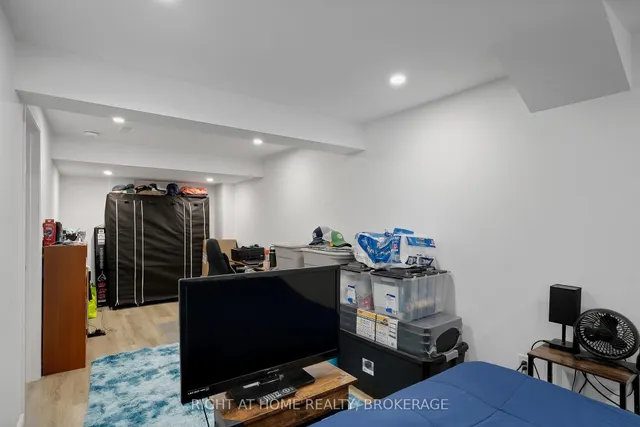 Additional image 48 of 19 Robarts Dr