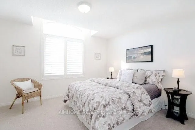 Additional image 12 of 4198 Fuller Cres