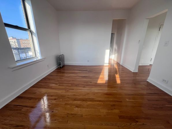 400 W 148th St #5D, New York, NY 10031