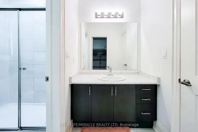 Additional image 46 of 205 Agro St