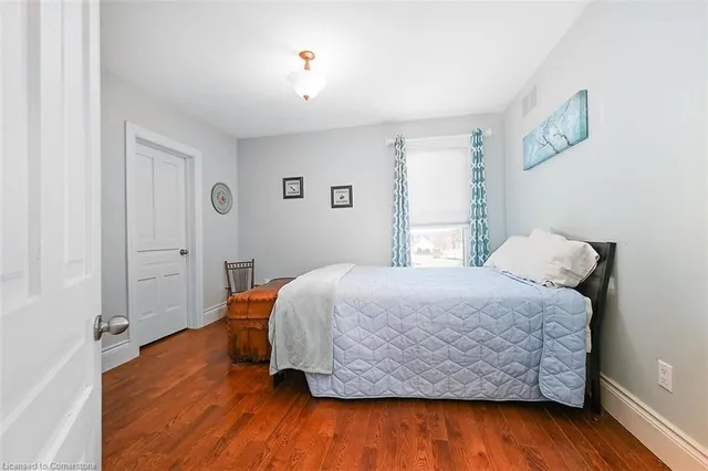 Additional image 25 of 21 Baldwin St