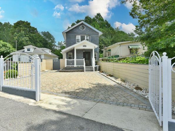 1632 Harding Park, Bronx, NY 10473