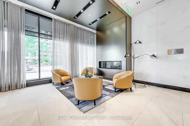 Additional image 4 of 1 Edgewater Dr Unit 612