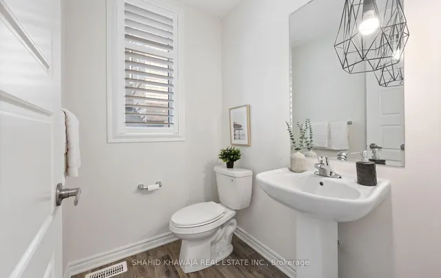 Additional image 15 of 1304 Basswood Cres