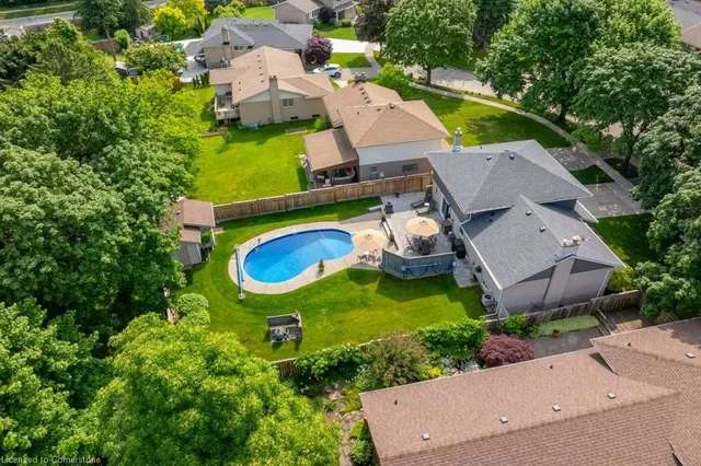 Additional image 42 of 22 Viewmont Close