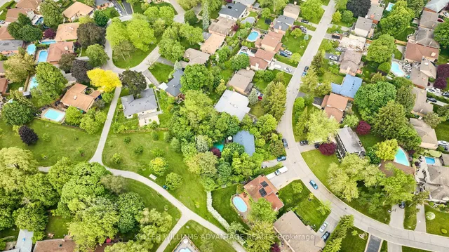 Additional image 33 of 53 Regency Sq