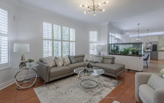 Additional image 15 of 5651 Roseville Crt