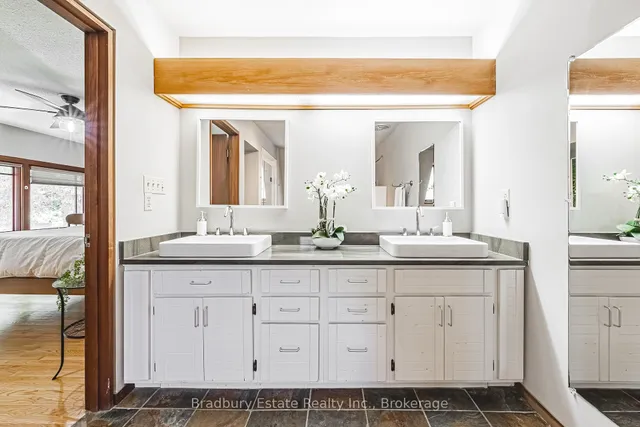 Additional image 16 of 128 Bunker Hill Dr