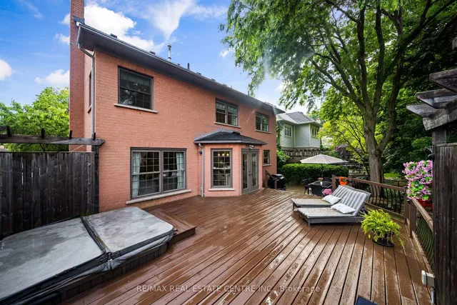 Additional image 44 of 2067 Annette Crt