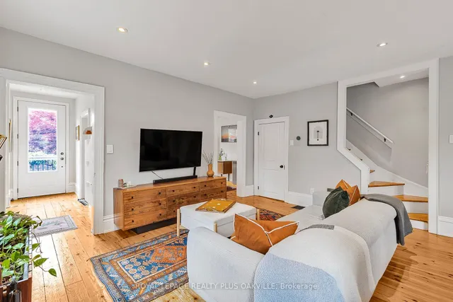 Additional image 10 of 73 Pearl St