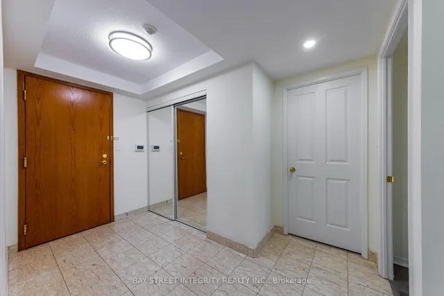 Additional image 19 of 28 Hollywood Ave Unit 1210