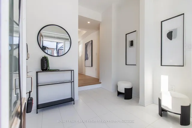 Additional image 3 of 3300 Mariner Passage