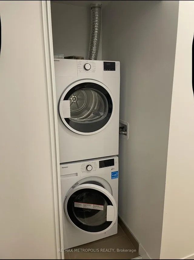 Additional image 15 of 1787 St Clair Ave Unit 325