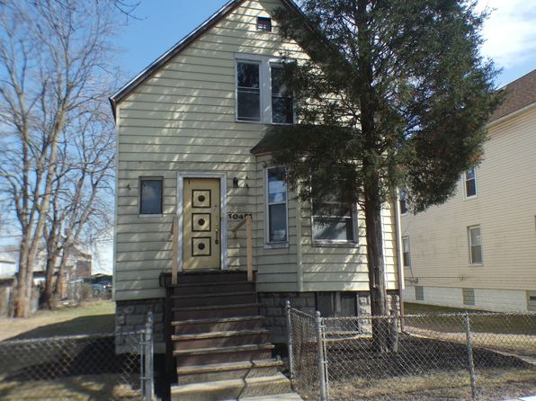 10451 S Hoxie Ave, Chicago, IL 60617