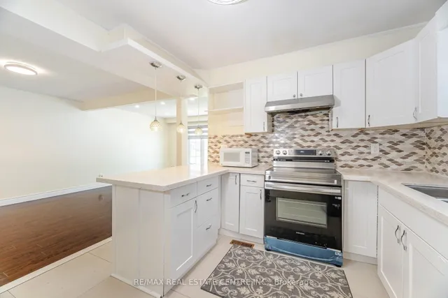 Additional image 18 of 96 Fallingdale Cres