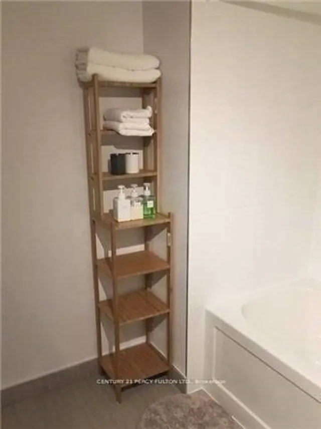 Additional image 24 of 297 College St Unit 1507