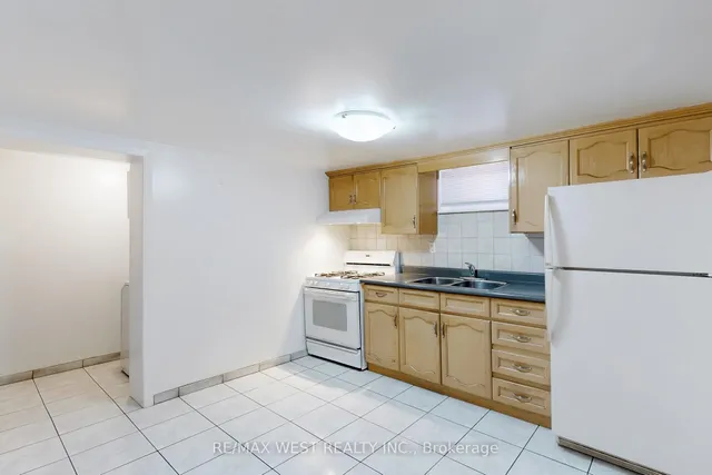 Additional image 39 of 304 Concord Ave