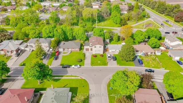 Additional image 38 of 5 Autumn Blvd