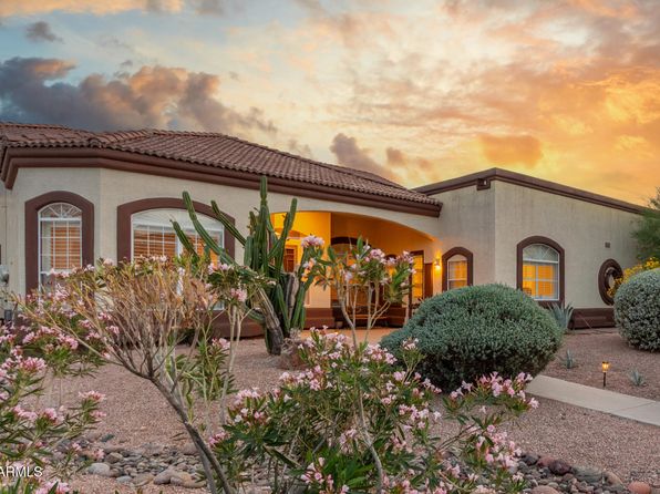 3001 E Winchcomb Dr, Phoenix, AZ 85032