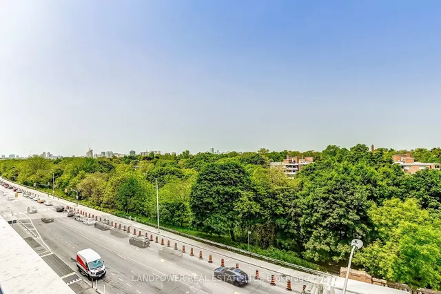 Additional image 35 of 585 Bloor St Unit 415