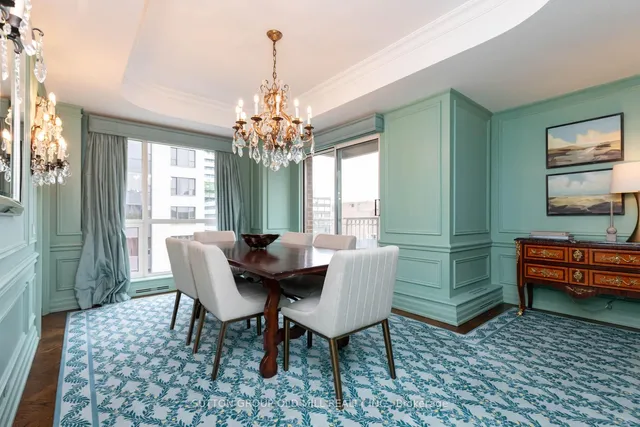 Additional image 13 of 38 Avenue Rd Unit 700