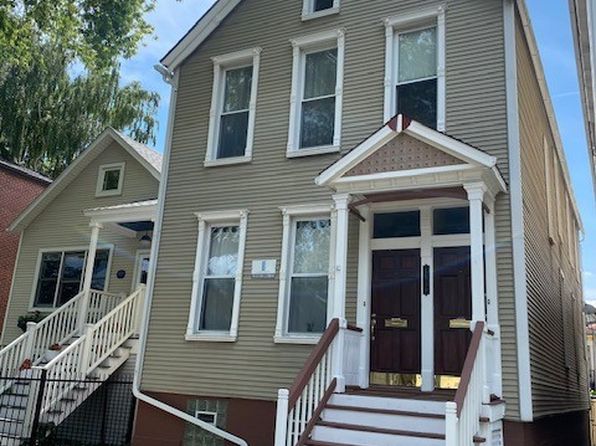 1839 W Henderson St, Chicago, IL 60657