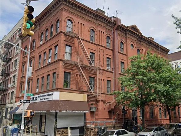 347 Bedford Ave, Brooklyn, NY 11211