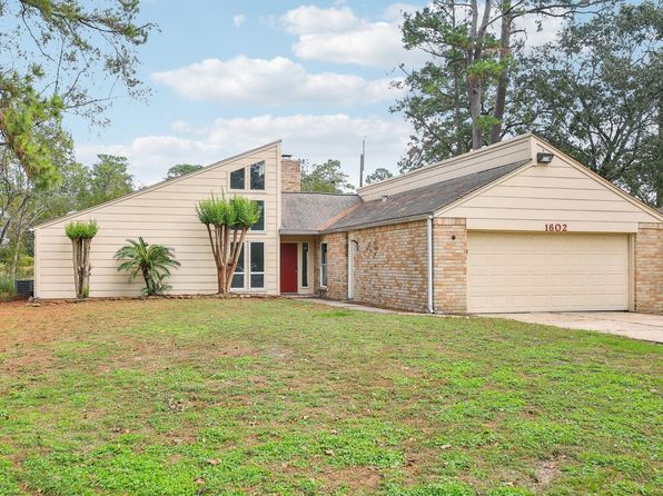 1602 Chestnut Ridge Rd, Humble, TX 77339