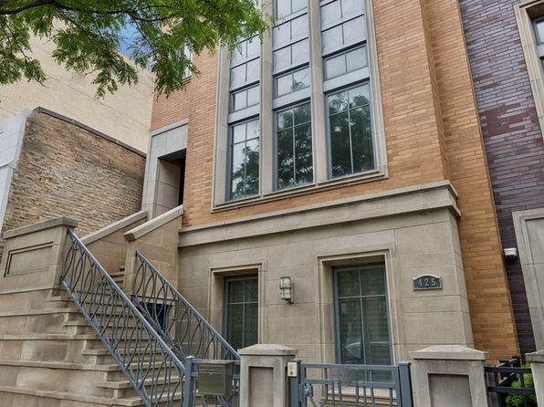 425 W Superior St, Chicago, IL 60654