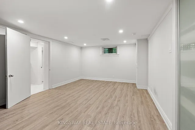 Additional image 25 of 7596 Creditview Rd