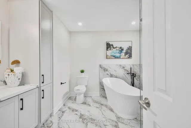 Additional image 24 of 6 Meadow Glade Rd