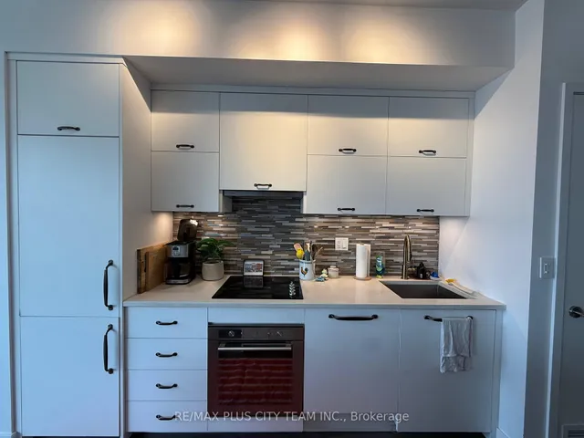 Additional image 8 of 106 Dovercourt Rd Unit 805