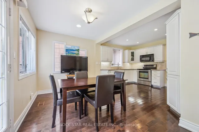 Additional image 14 of 22 Fairmeadow Ave