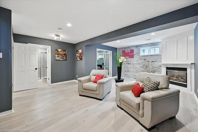 Additional image 30 of 69 Hillgarden Dr