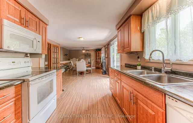 Additional image 19 of 82 Roseneath Cres