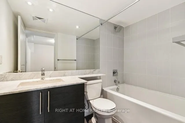 Additional image 6 of 75 East Liberty St Unit 1015