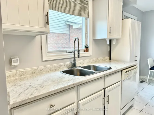 Additional image 14 of 3 Oleander Cres
