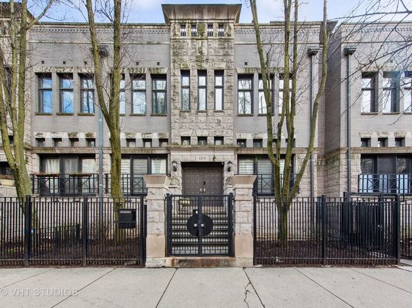 123 W Oak St APT K, Chicago, IL 60610