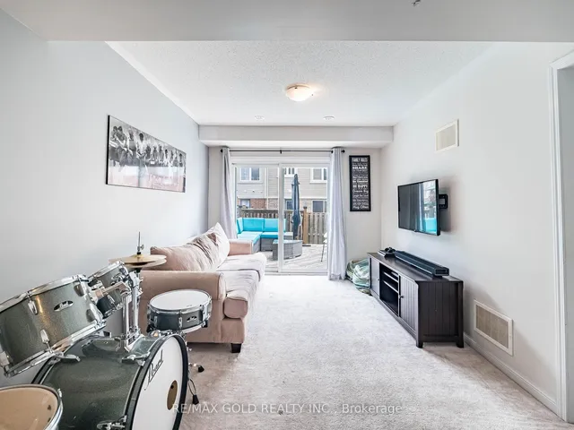 Additional image 26 of 15 Ashen Tree Lane