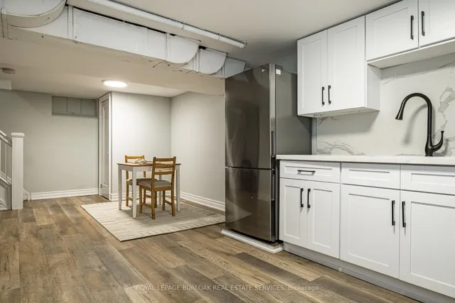 Additional image 38 of 3 Oakwood Pl