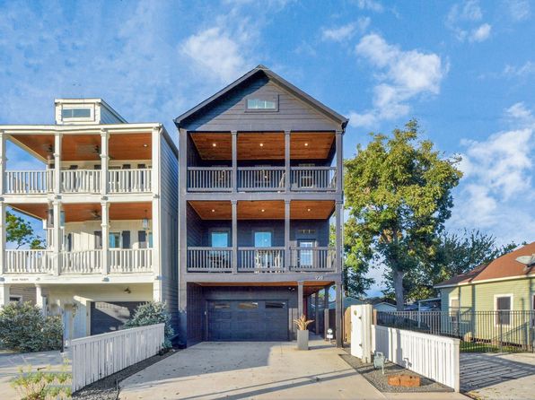 928 Dunbar St, Houston, TX 77009
