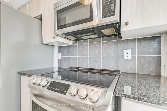 Additional image 9 of 225 Sherway Gardens Rd Unit 807