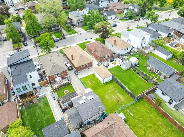 Additional image 34 of 68 Algoma St