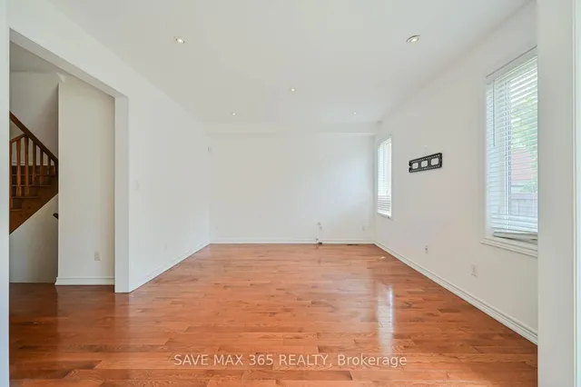 Additional image 24 of 330 Giddings Cres